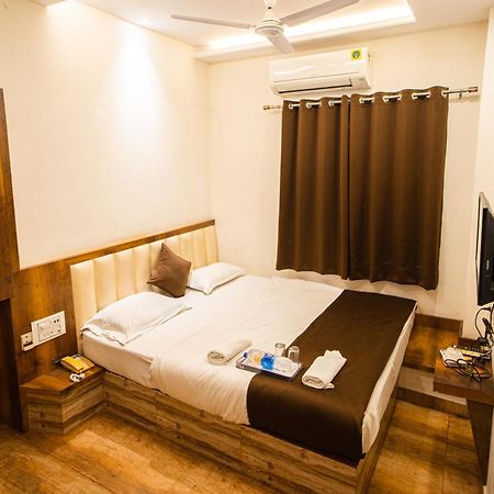 Hotel Khajanchi Кота Екстериор снимка