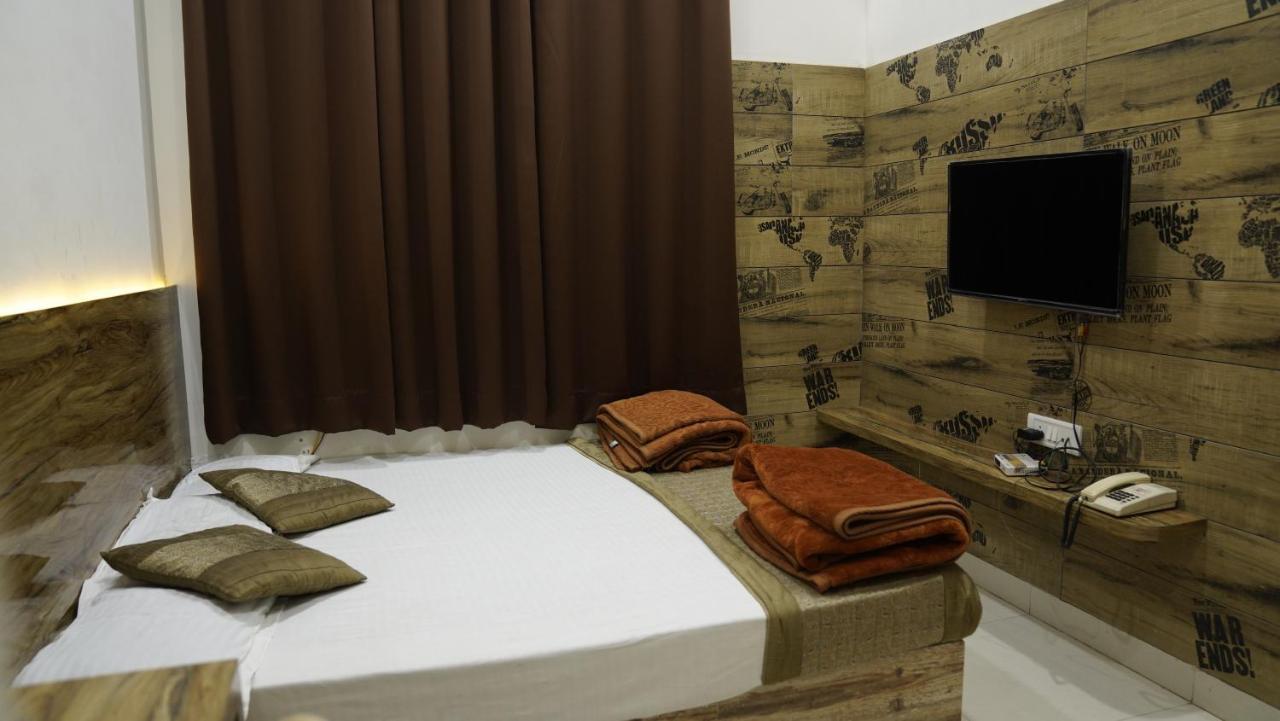 Hotel Khajanchi Кота Екстериор снимка