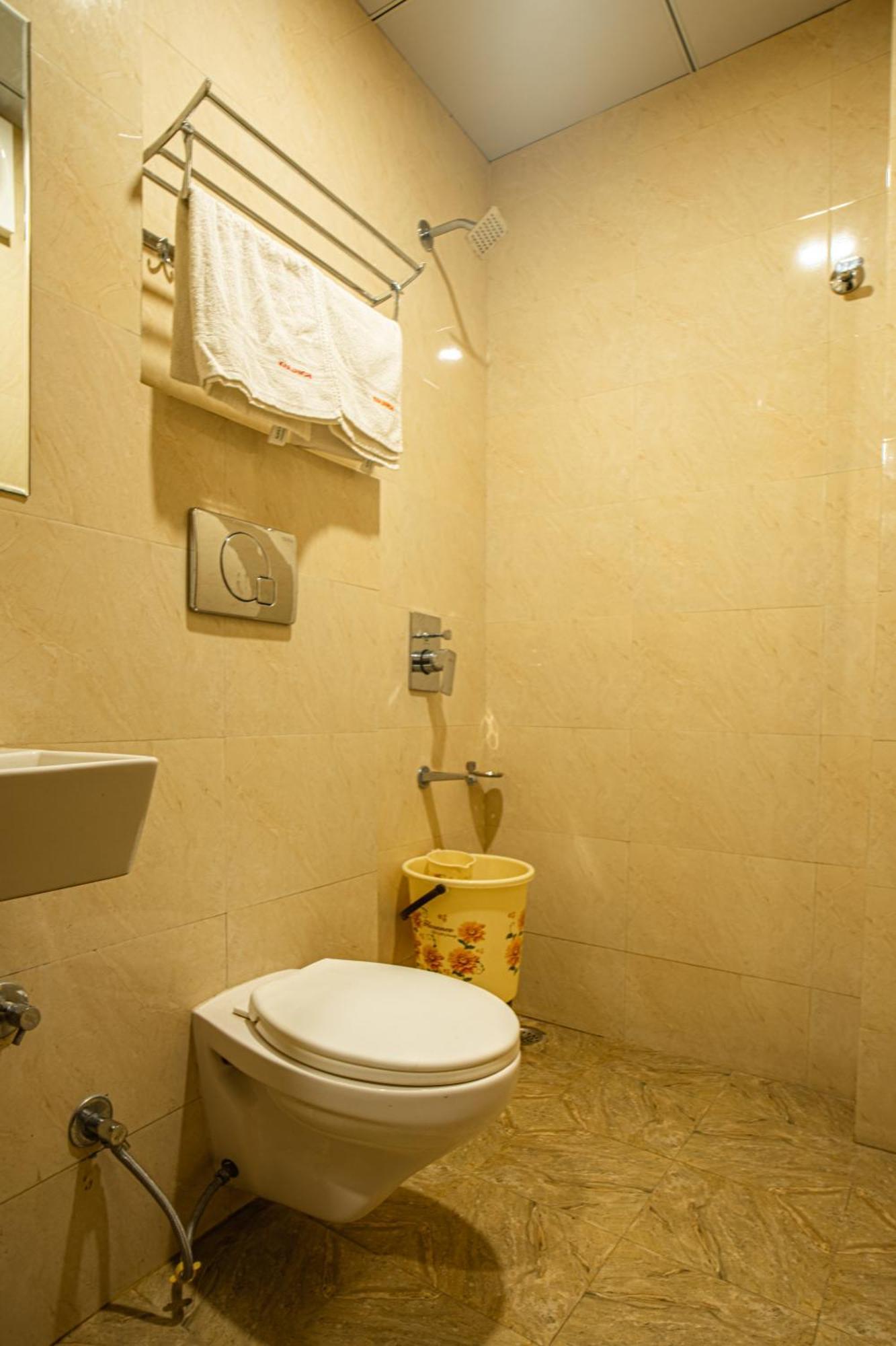Hotel Khajanchi Кота Екстериор снимка